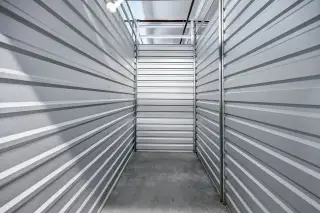 5' x 10' interior storage unit