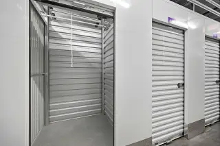 5' x 5' interior storage unit